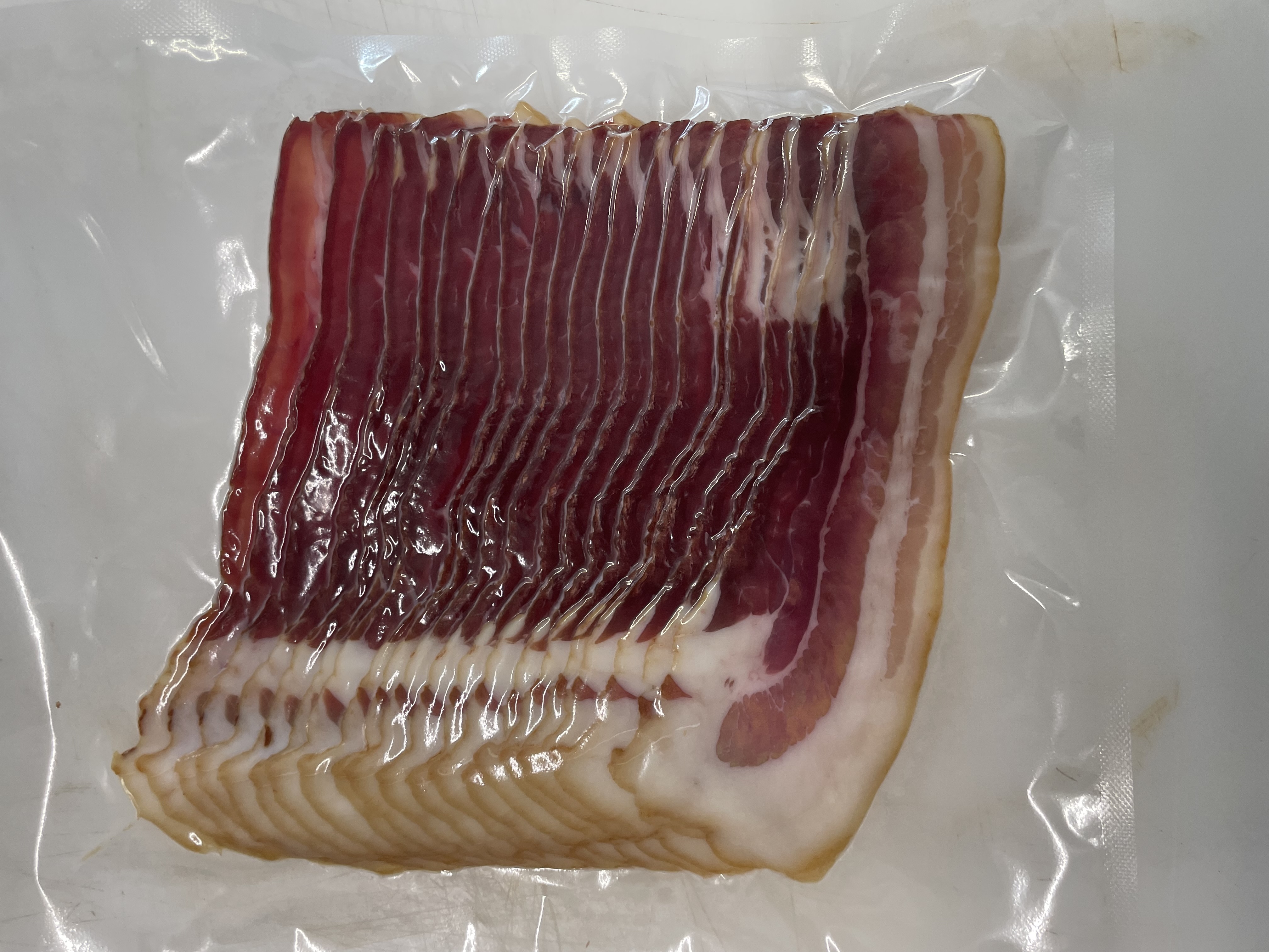 Domáca údená gazdovská slanina krájaná